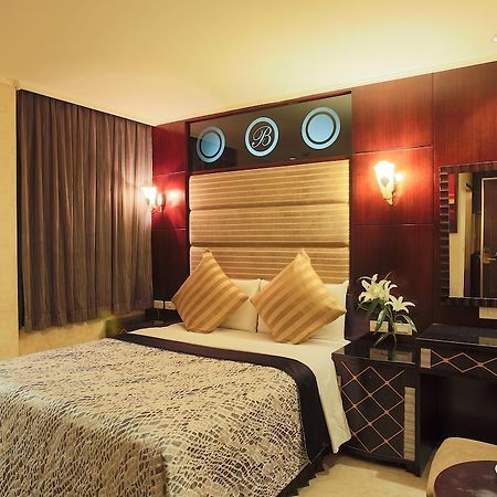 Best Love Boutique Hotel Taipei Exteriör bild